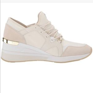 MICHAEL KORS LIV TRAINERS CREAM NEW IN BOX